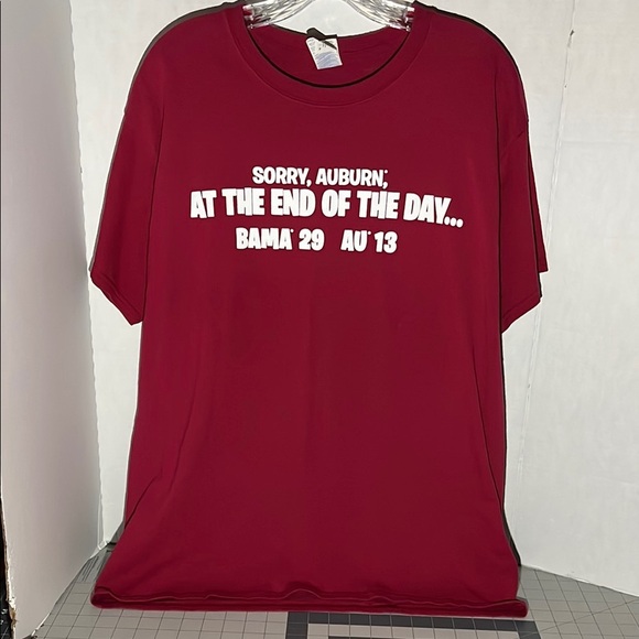 Gildan Red Graphic Short Sleeve Tee - Picture 4 of 10